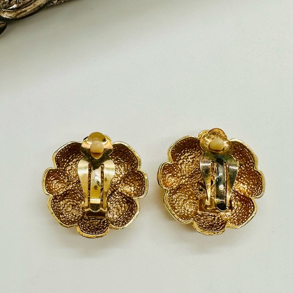 Vintage Rhinestone Statement Clip Earrings - Picture 6 of 11